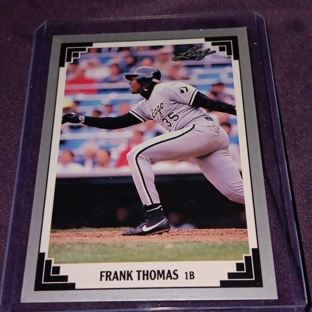 Frank Thomas #281 Baseball Card. Minato almost mont condition